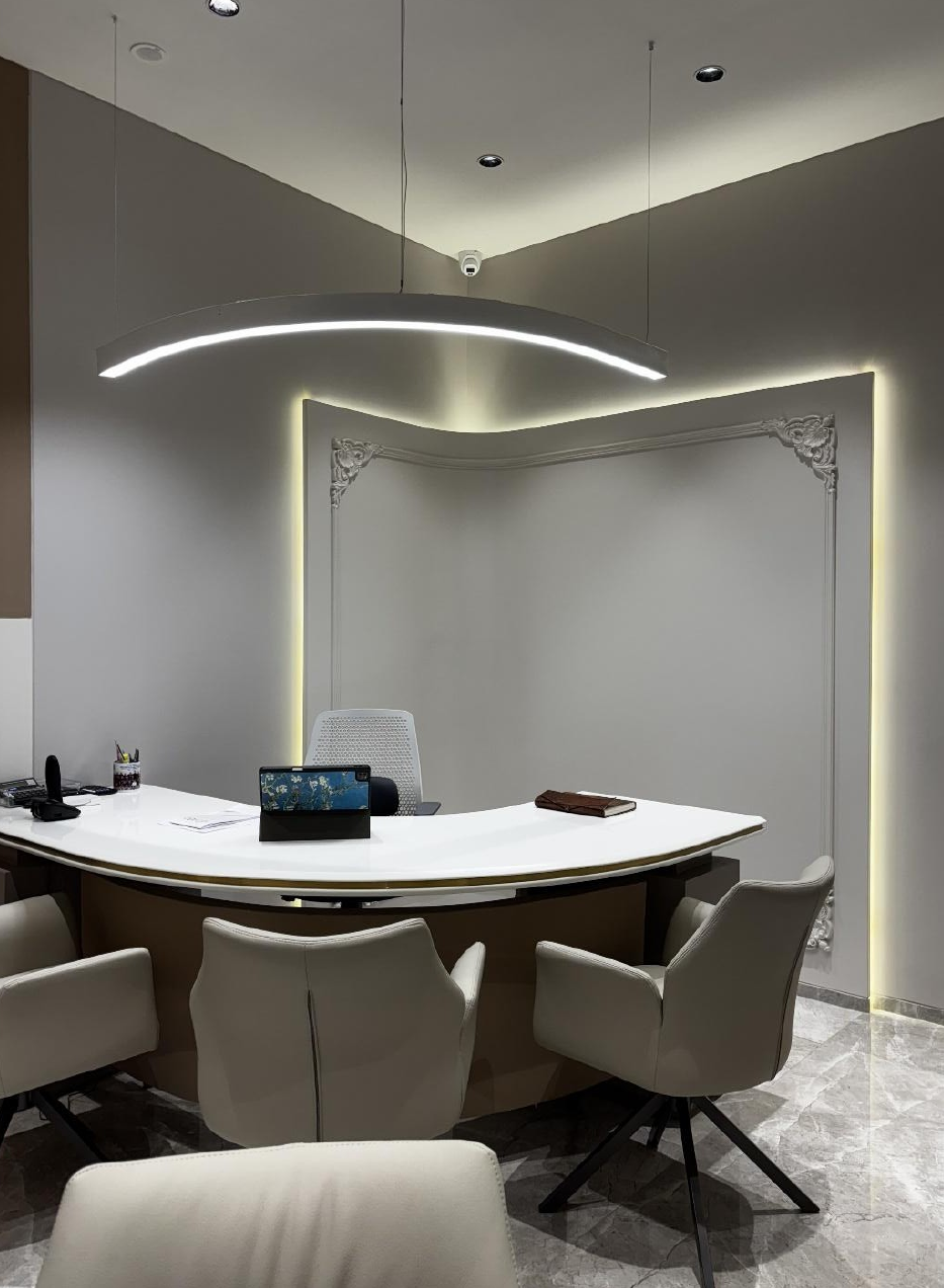 PR Jewels Office Interior